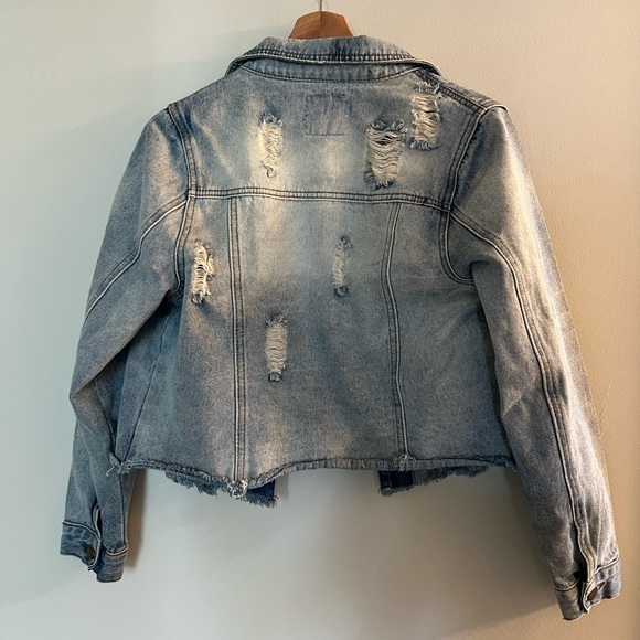 Salvaje Denim Jacket Short - Light Wash - Picture 6 of 7